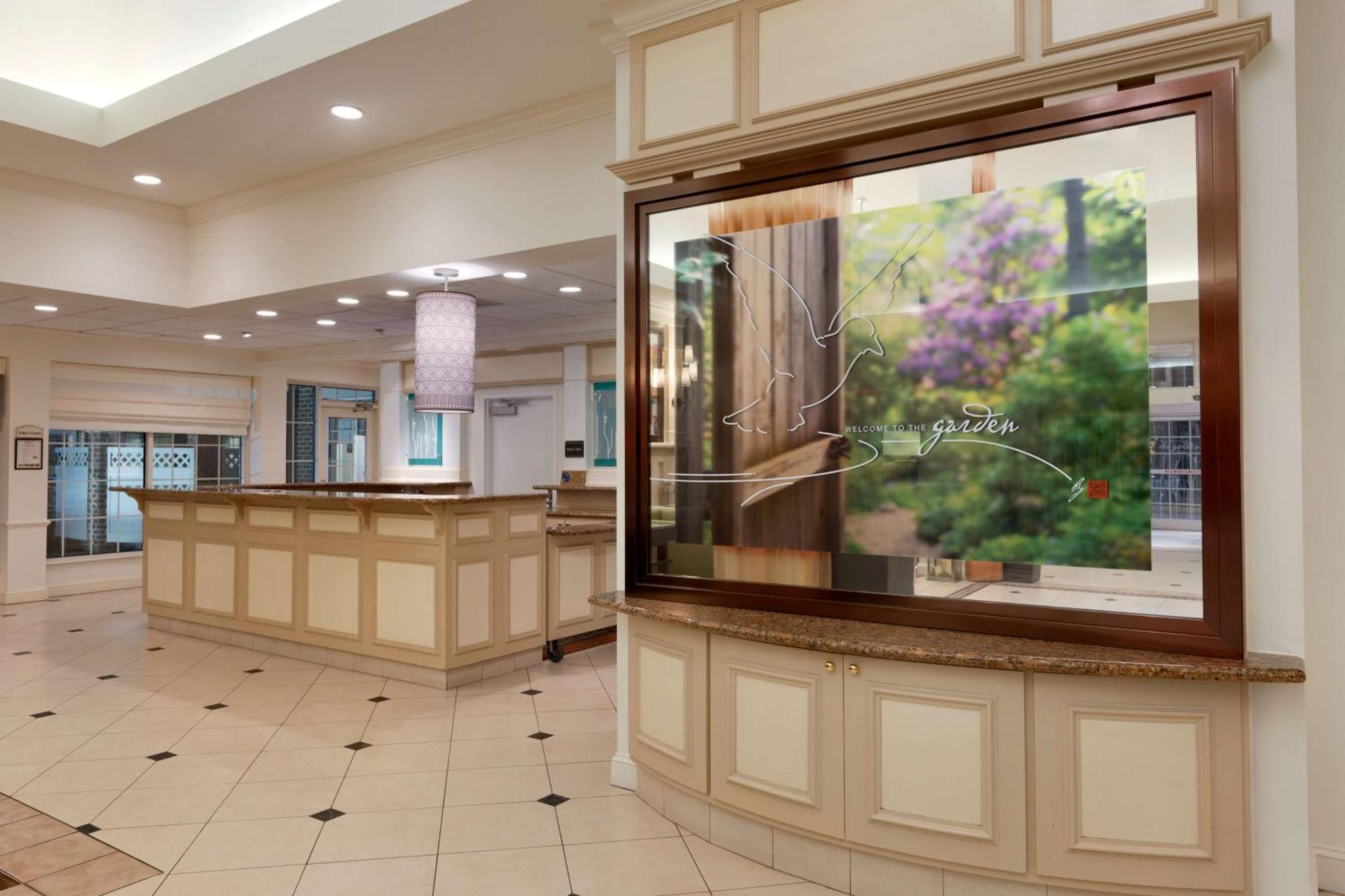 Hilton Garden Hotel 3*