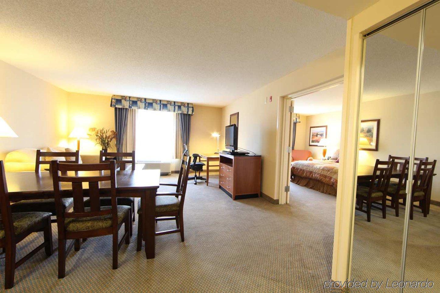 Hilton Garden Hotel 3*
