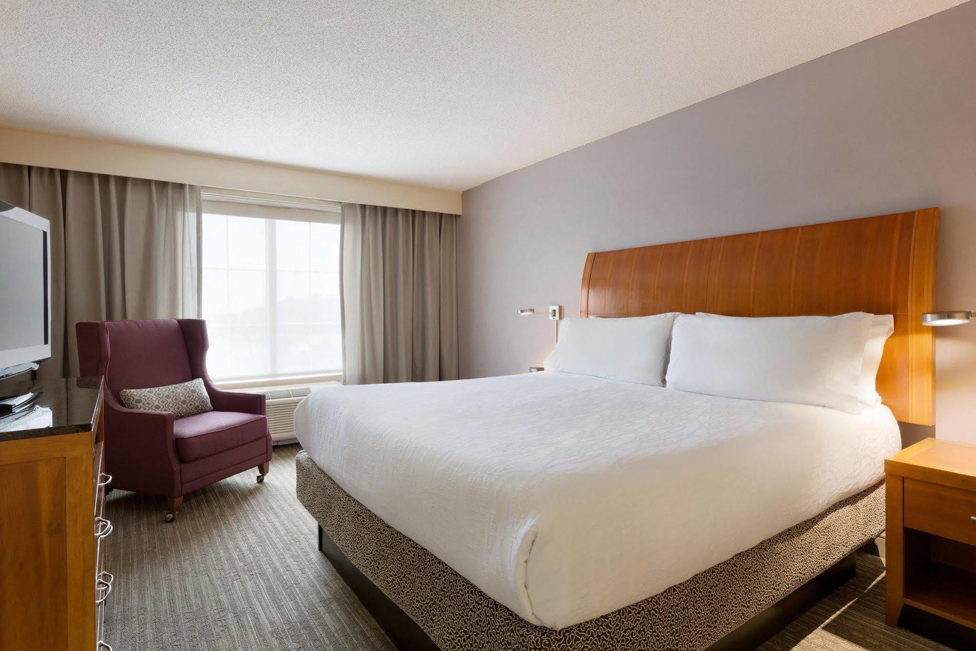 Hilton Garden Hotel 3*